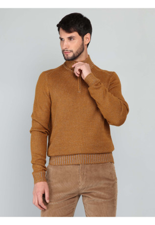 Sweater Cuello Alto Regular...